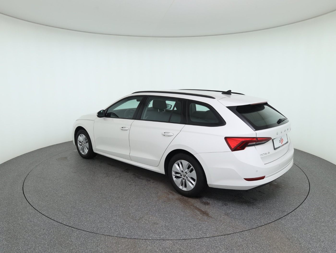 Skoda Octavia Combi 2.0 TDI Ambition | Bild 8 von 28