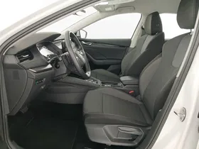 Skoda Octavia Combi 2.0 TDI Ambition | Thumbnail 14 von 28