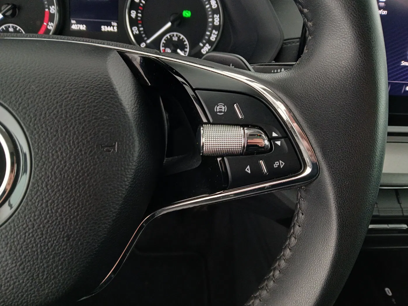 Skoda Octavia Combi 2.0 TDI Ambition | Bild 19 von 28