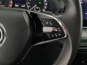 Skoda Octavia Combi 2.0 TDI Ambition | Thumbnail 19 von 28