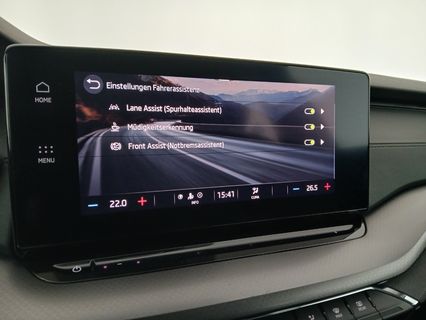 Skoda Octavia Combi 2.0 TDI Ambition | Bild 22 von 28