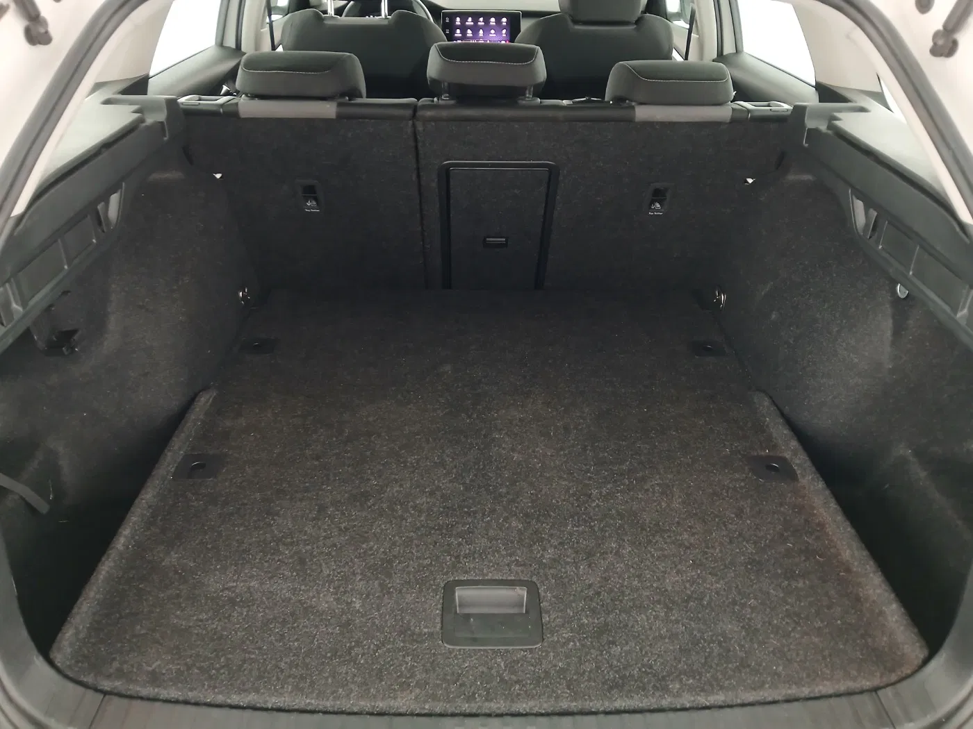 Skoda Octavia Combi 2.0 TDI Ambition | Bild 28 von 28