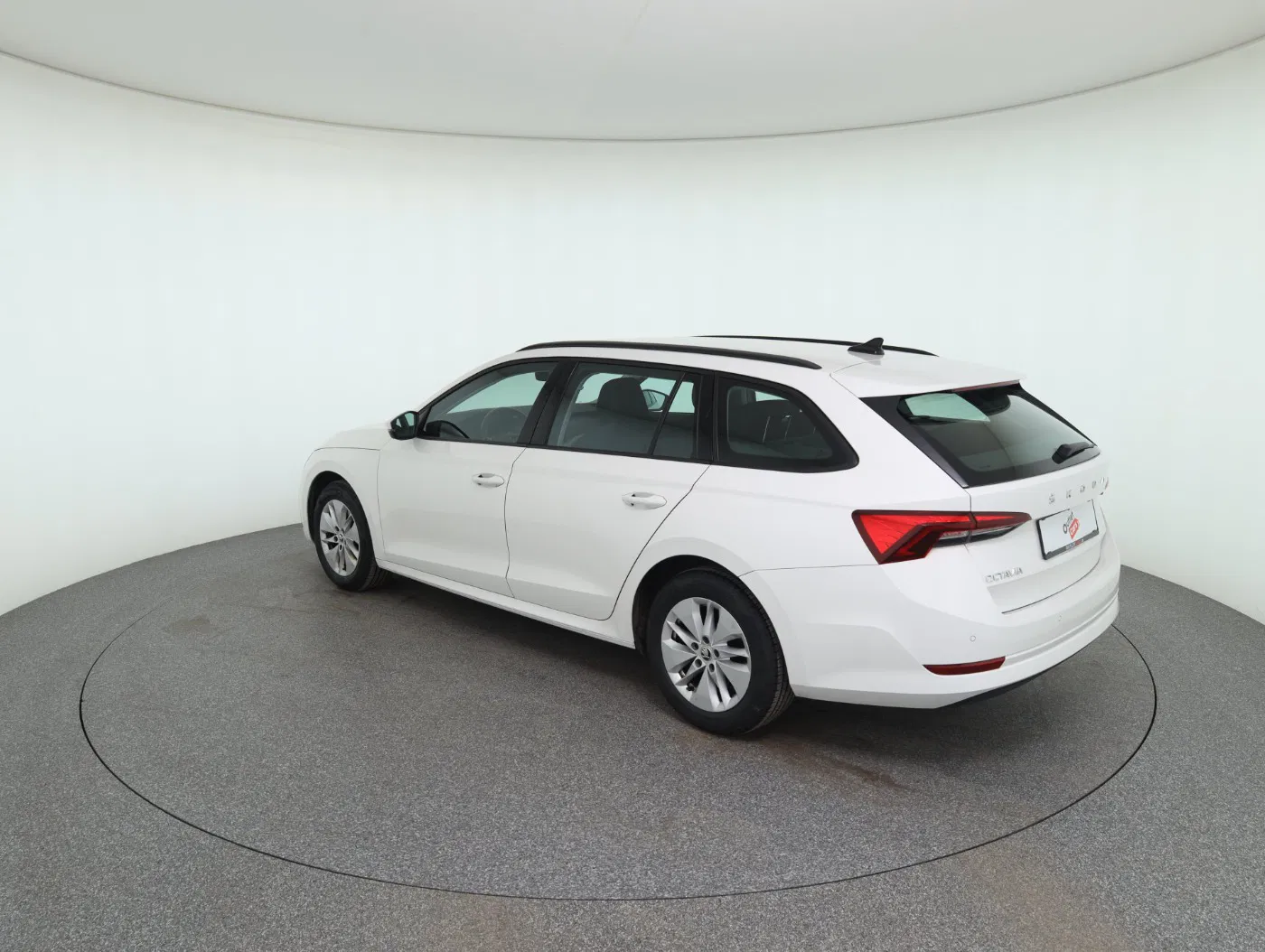 Skoda Octavia Combi 2.0 TDI Ambition | Bild 8 von 28