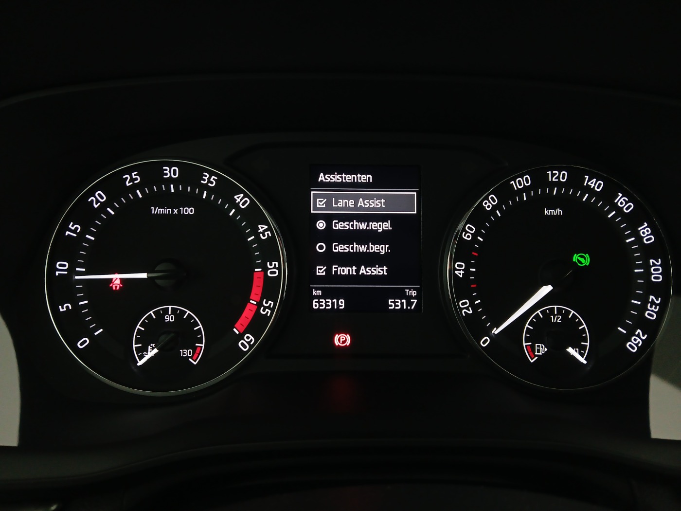 Skoda Octavia Combi 2.0 TDI Ambition | Bild 16 von 28