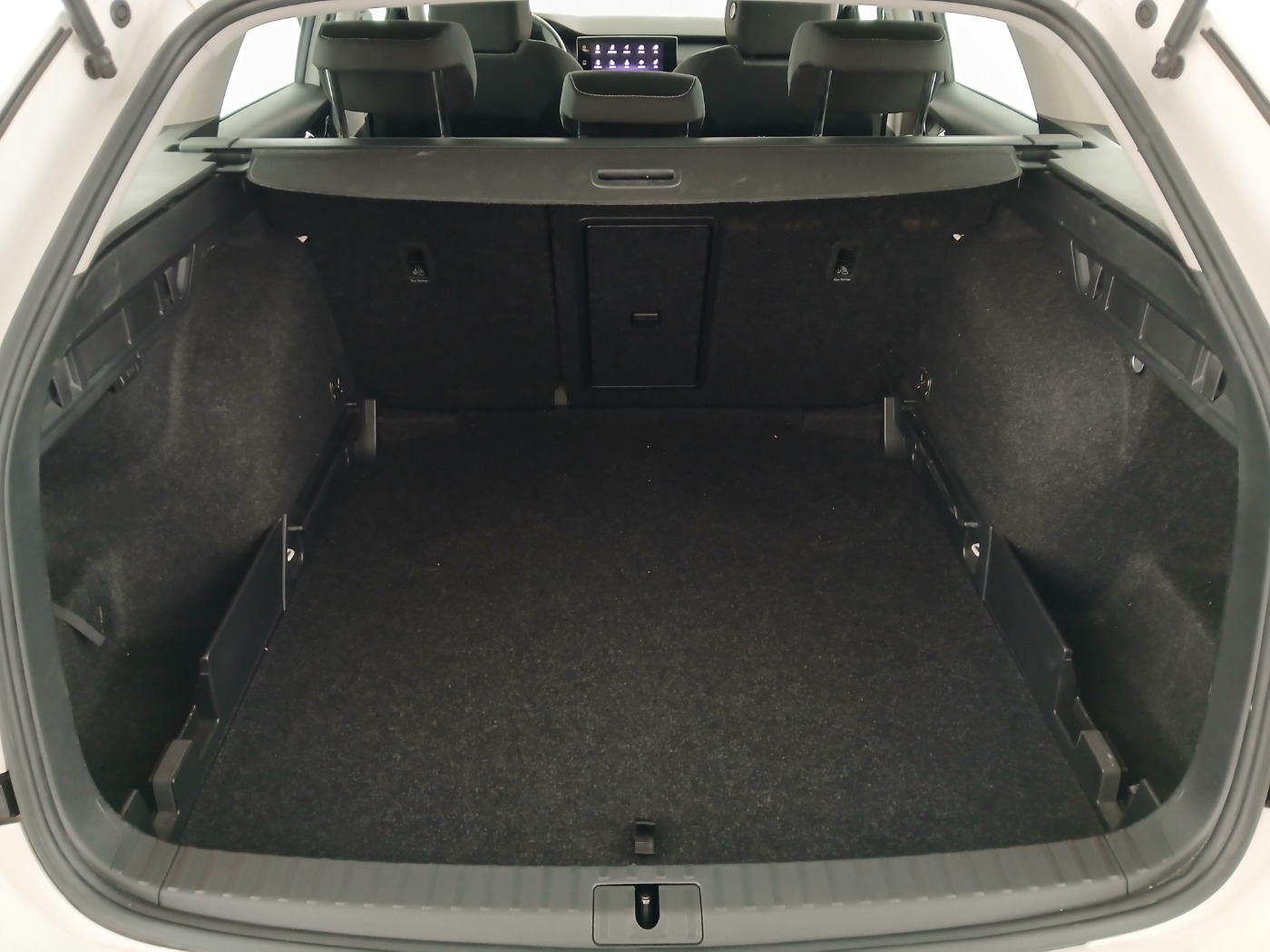 Skoda Octavia Combi 2.0 TDI Ambition | Bild 28 von 28