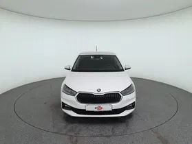 Skoda Fabia 1.0 TSI Selection | Thumbnail 3 von 28