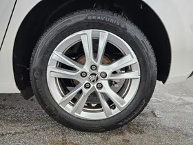 Skoda Fabia 1.0 TSI Selection | Thumbnail 10 von 28