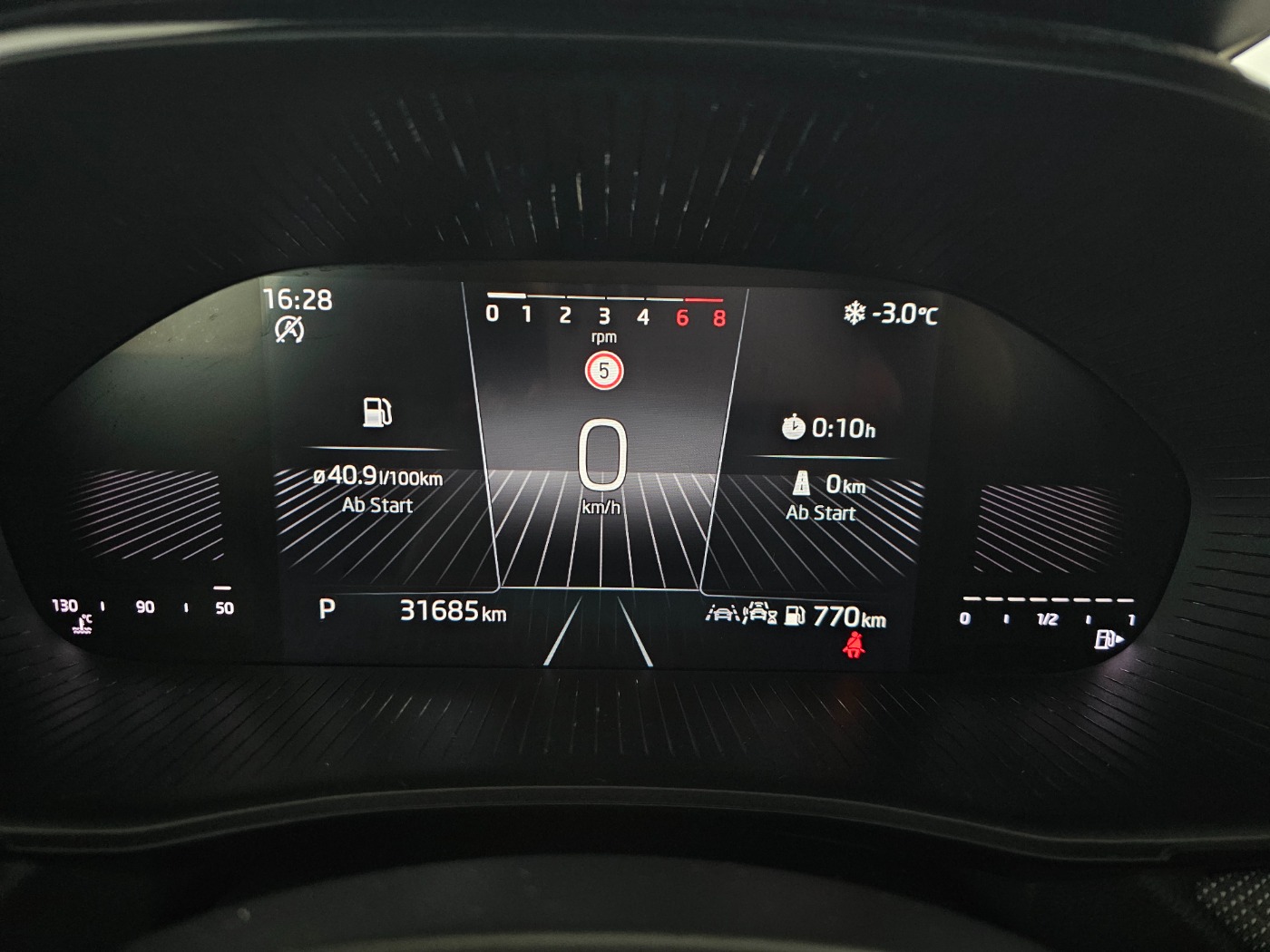 Skoda Fabia 1.0 TSI Selection | Bild 16 von 28