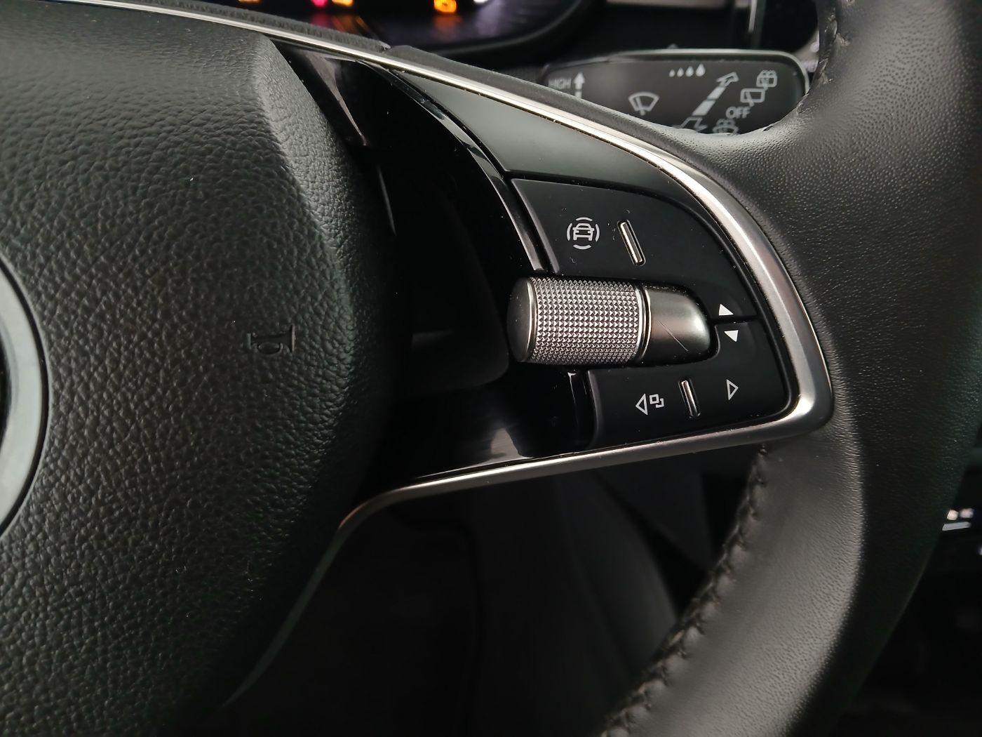 Skoda Fabia 1.0 TSI DSG Selection | Bild 15 von 26