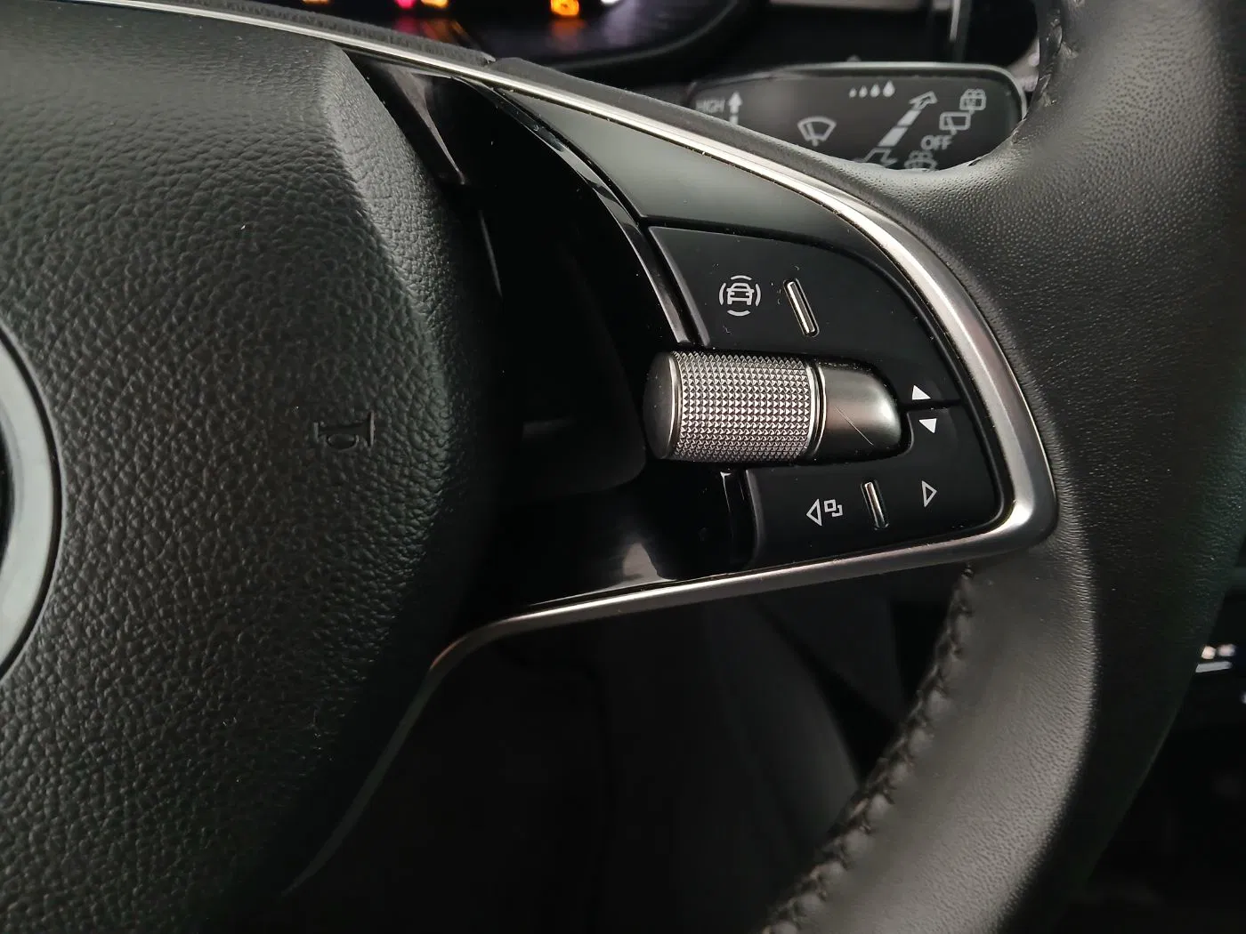 Skoda Fabia 1.0 TSI DSG Selection | Bild 15 von 26