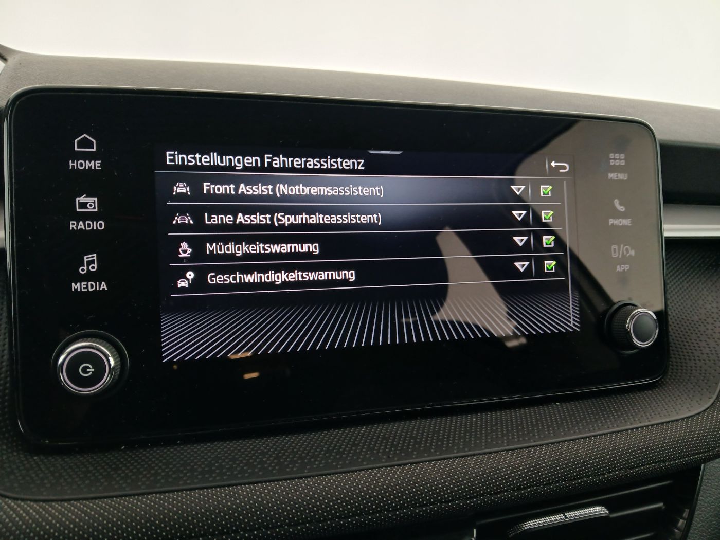 Skoda Fabia 1.0 TSI DSG Selection | Bild 19 von 26