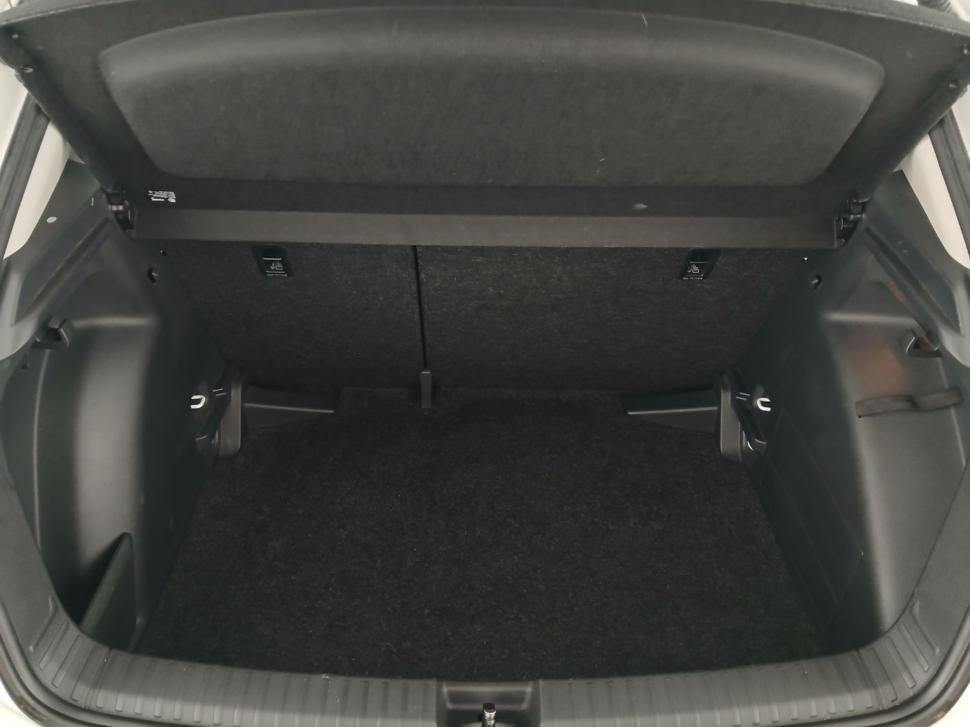 Skoda Fabia 1.0 TSI DSG Selection | Bild 26 von 26