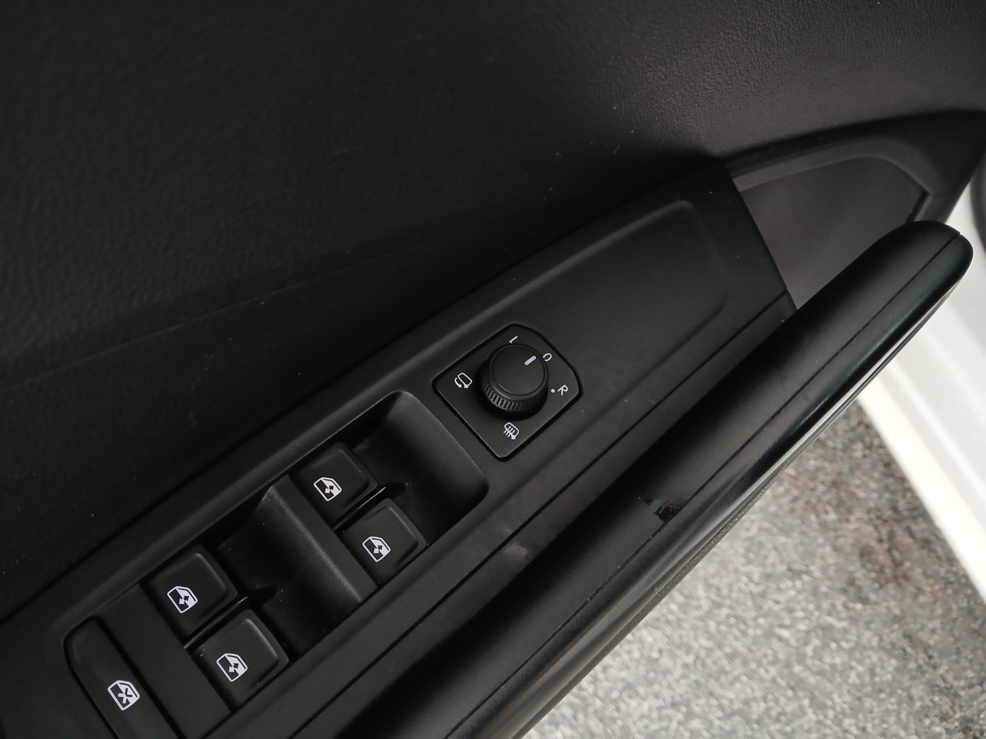 Skoda Fabia 1.0 TSI Selection | Bild 12 von 29