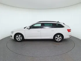 Skoda Superb Combi 2.0 TDI Ambition | Thumbnail 9 von 30