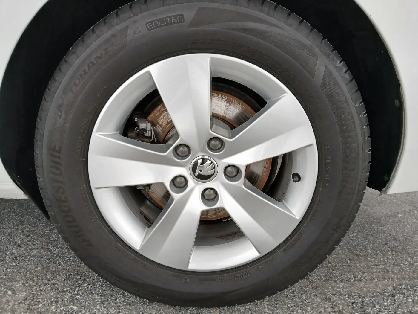 Skoda Superb Combi 2.0 TDI Ambition | Bild 10 von 30