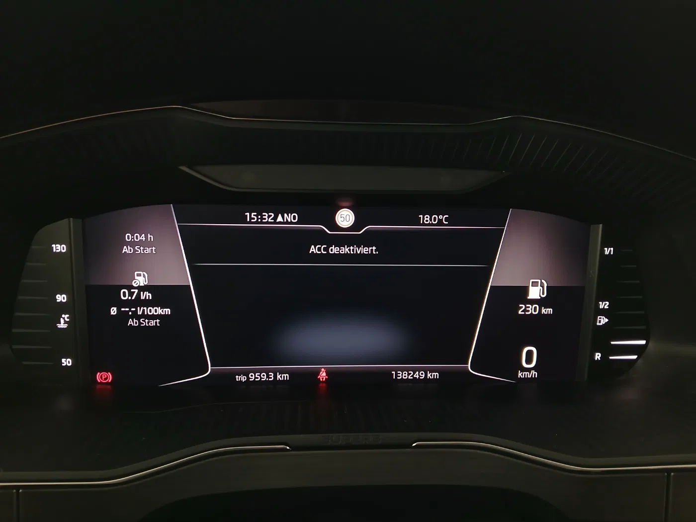 Skoda Superb Combi 2.0 TDI Ambition | Bild 16 von 30