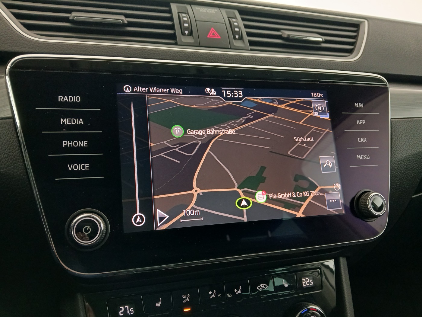 Skoda Superb Combi 2.0 TDI Ambition | Bild 22 von 30