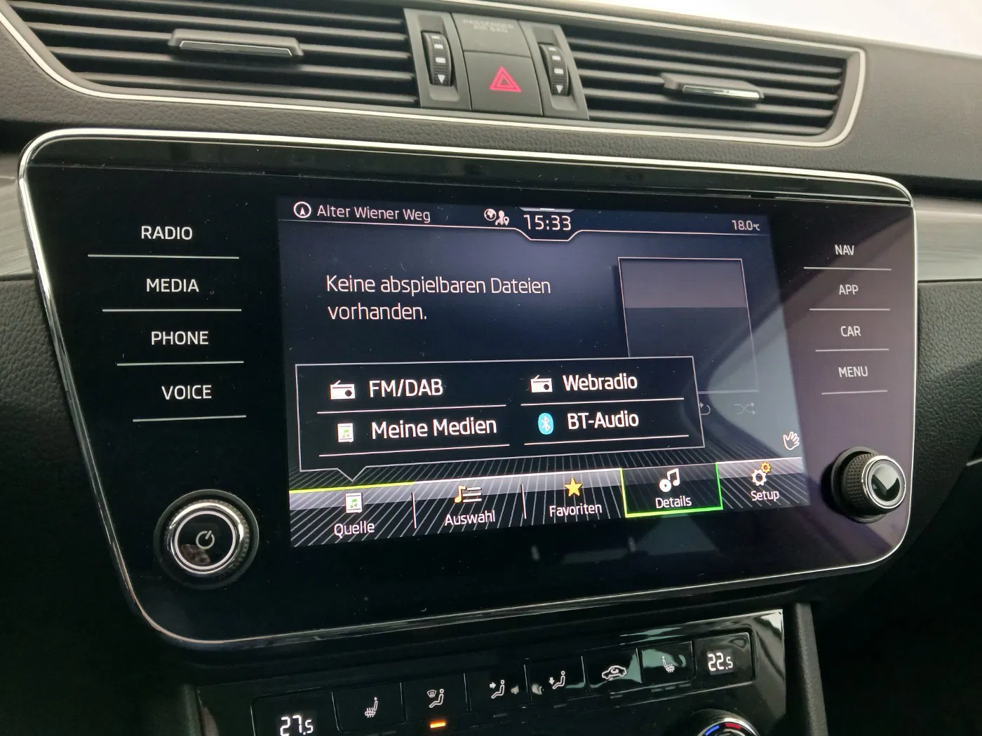 Skoda Superb Combi 2.0 TDI Ambition | Bild 23 von 30