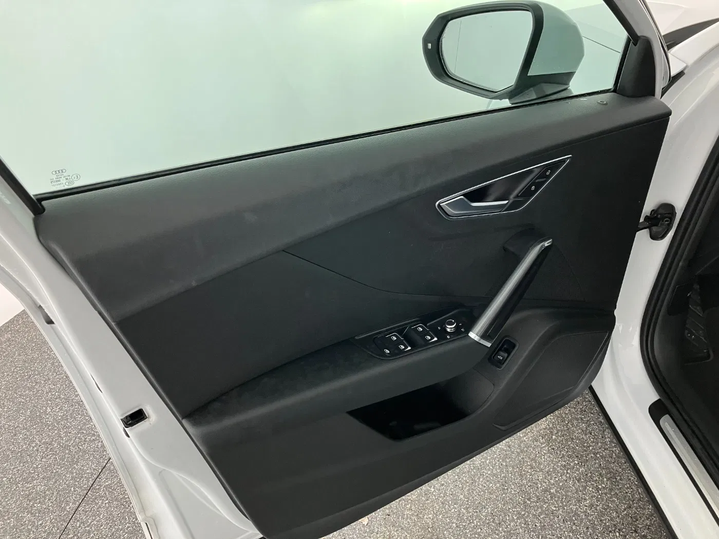 Audi Q2 30 TFSI design | Bild 10 von 29