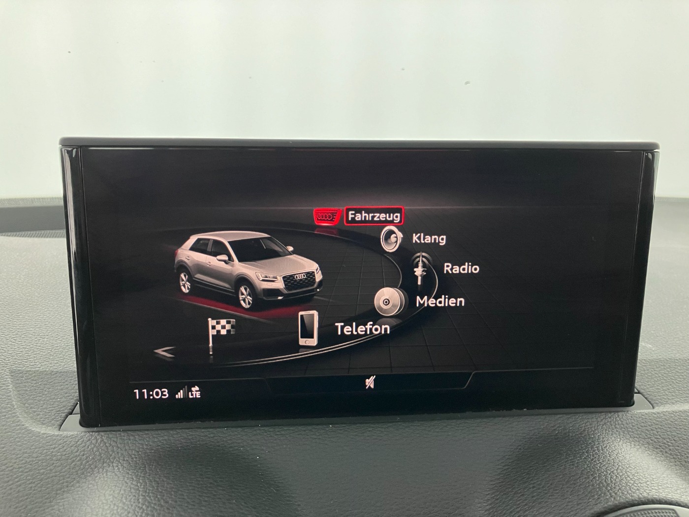 Audi Q2 30 TFSI design | Bild 23 von 29