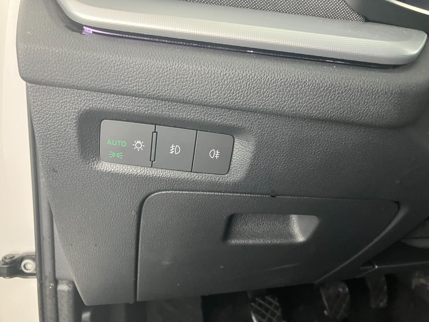 Skoda Octavia Combi 2.0 TDI Style | Bild 12 von 24