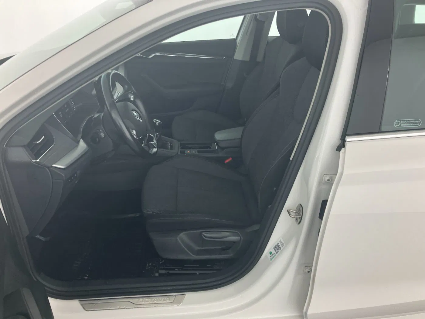 Skoda Octavia Combi 2.0 TDI Style | Bild 13 von 24