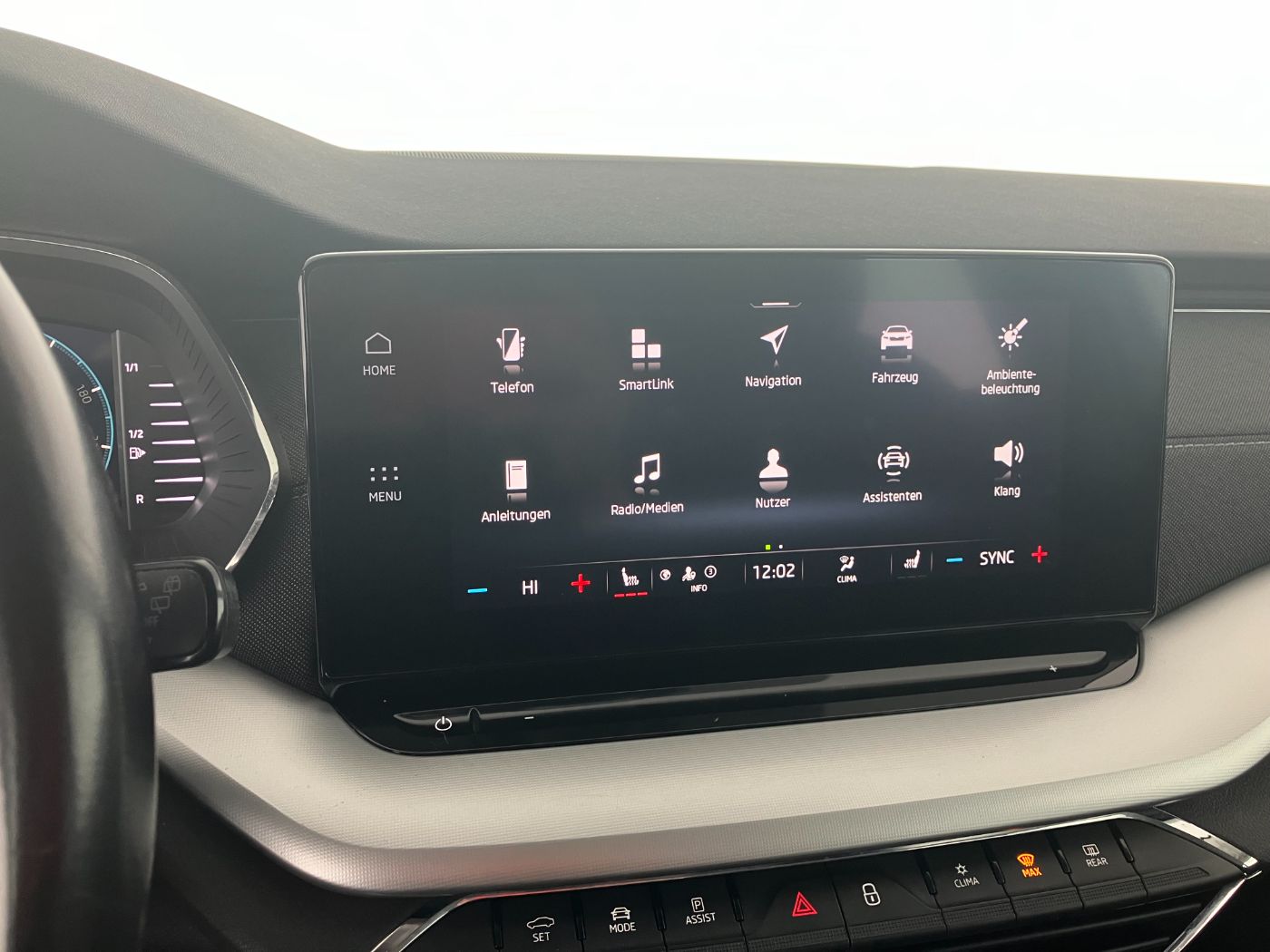 Skoda Octavia Combi 2.0 TDI Style | Bild 20 von 24