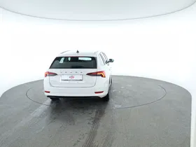 Skoda Octavia Combi 2.0 TDI Style | Thumbnail 5 von 24