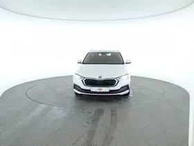Skoda Octavia Combi 2.0 TDI Style | Thumbnail 9 von 24