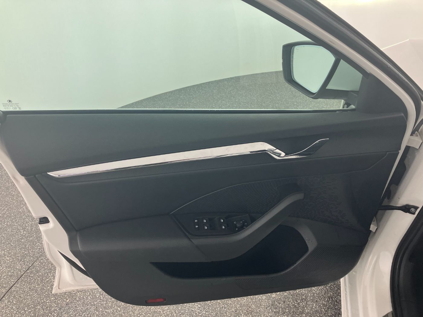 Skoda Octavia Combi 2.0 TDI Style | Bild 10 von 24