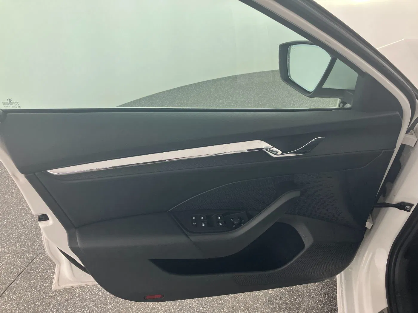 Skoda Octavia Combi 2.0 TDI Style | Bild 10 von 24