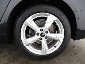 Audi A6 Avant 35 2.0 TDI sport | Thumbnail 7 von 26