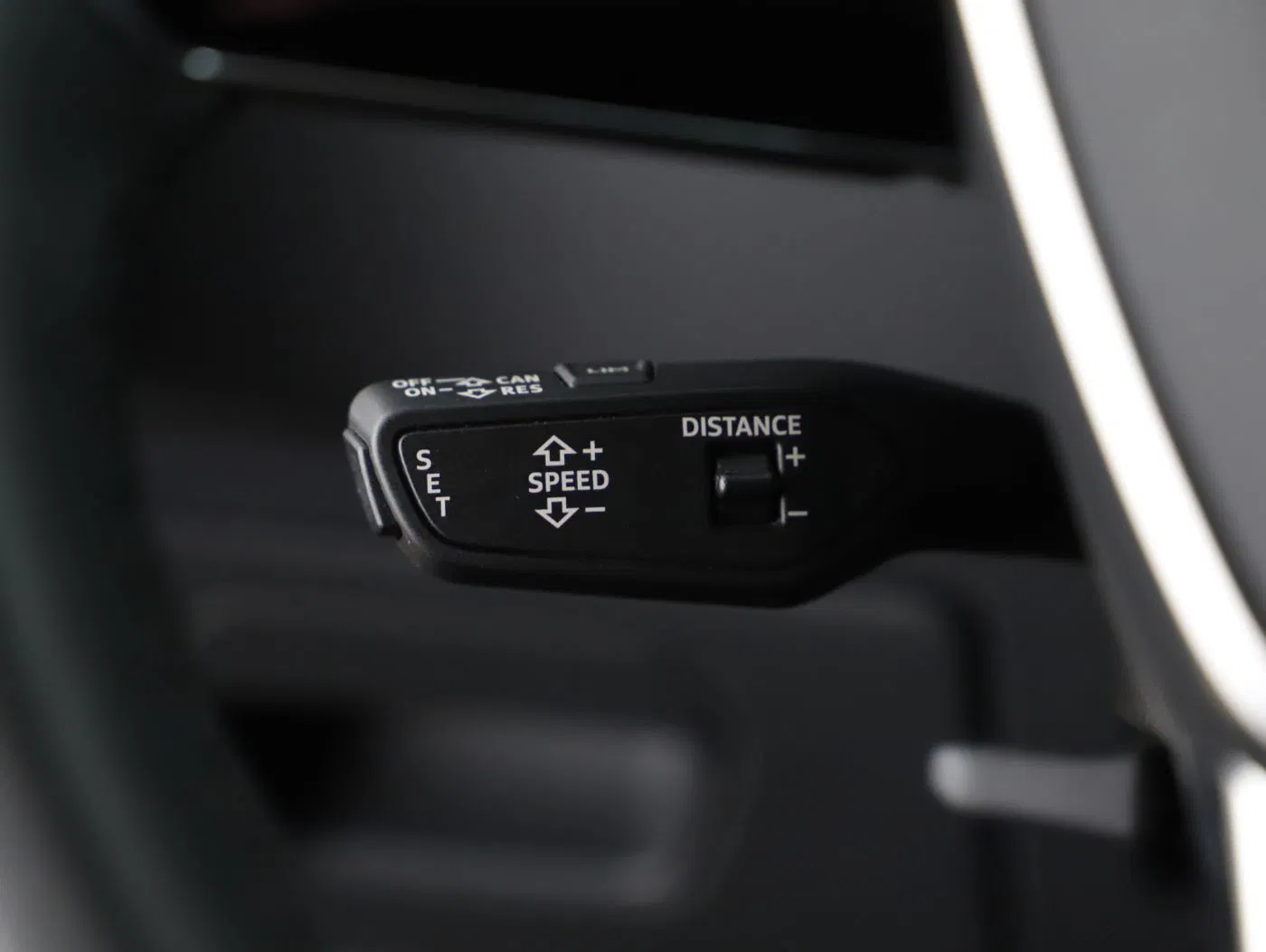 Audi A6 Avant 35 2.0 TDI sport | Bild 23 von 26