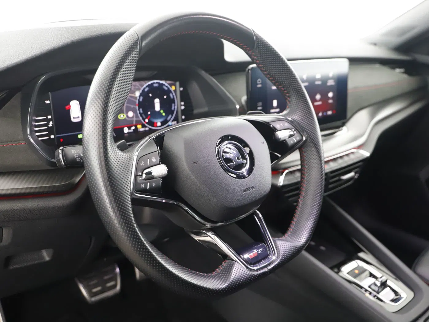 Skoda Octavia Combi 2.0 TDI RS | Bild 13 von 29