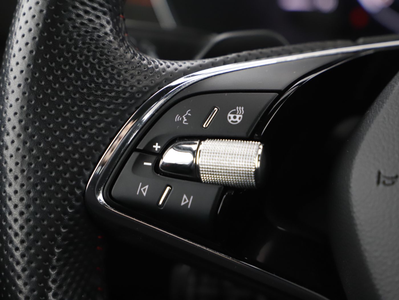 Skoda Octavia Combi 2.0 TDI RS | Bild 15 von 29