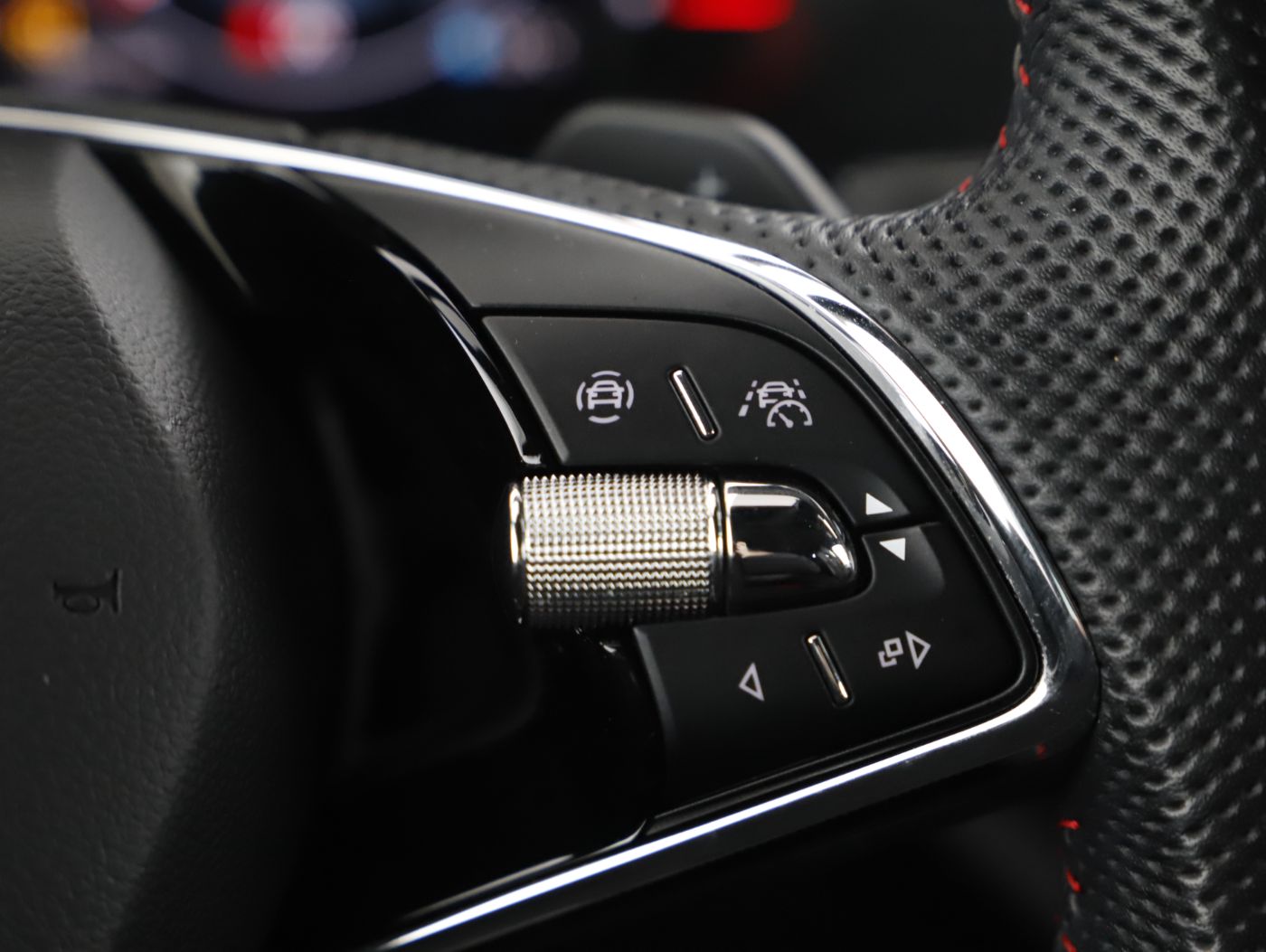 Skoda Octavia Combi 2.0 TDI RS | Bild 16 von 29