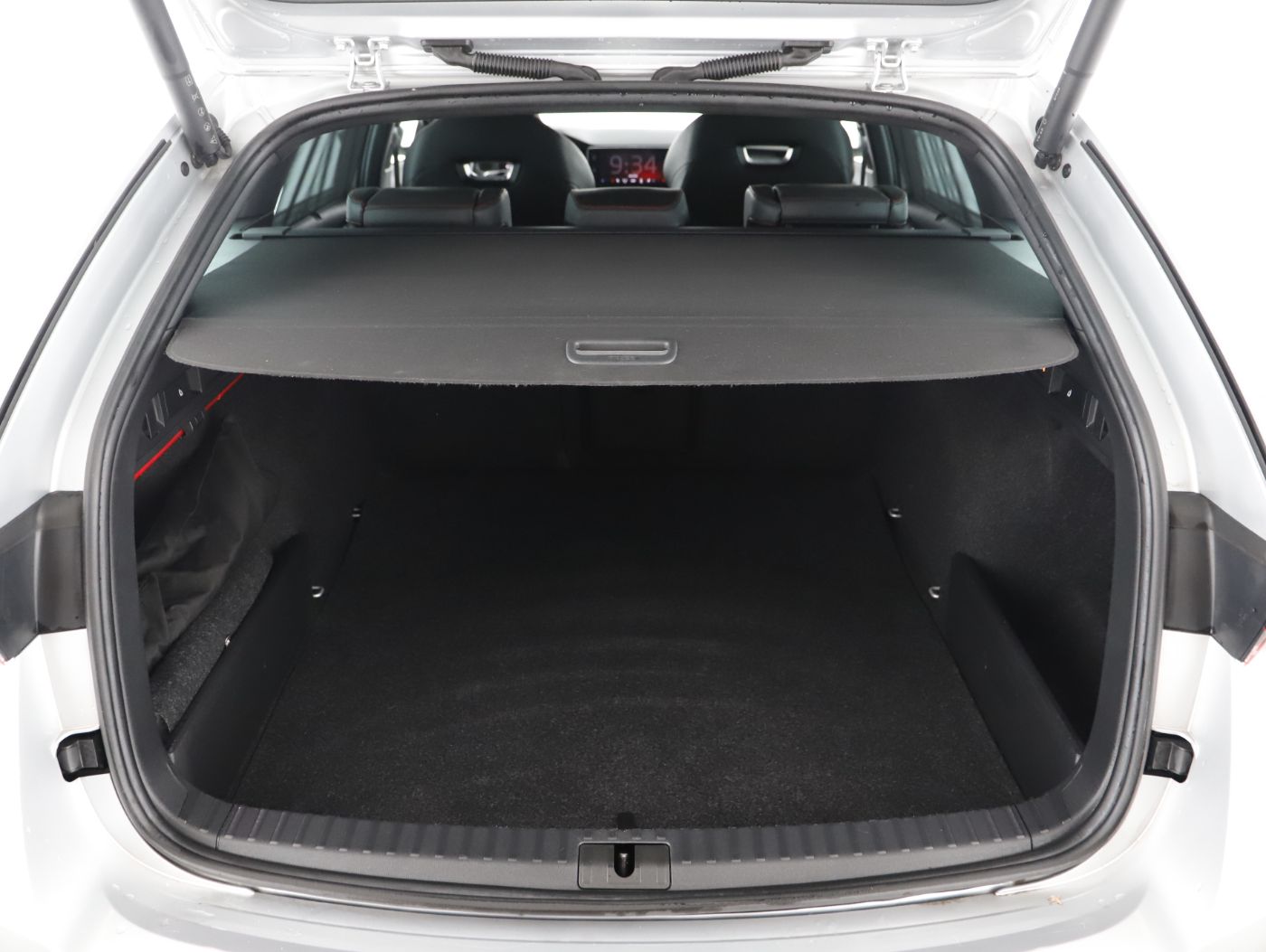 Skoda Octavia Combi 2.0 TDI RS | Bild 25 von 29