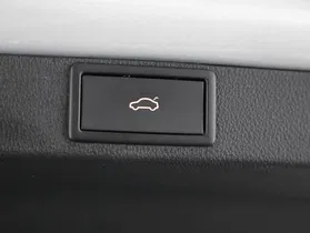 Skoda Octavia Combi 2.0 TDI RS | Thumbnail 26 von 29