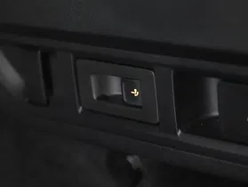 Skoda Octavia Combi 2.0 TDI RS | Thumbnail 27 von 29