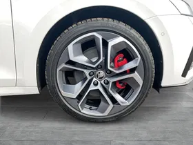 Skoda Octavia 1.4 TSI RS iV | Thumbnail 8 von 27
