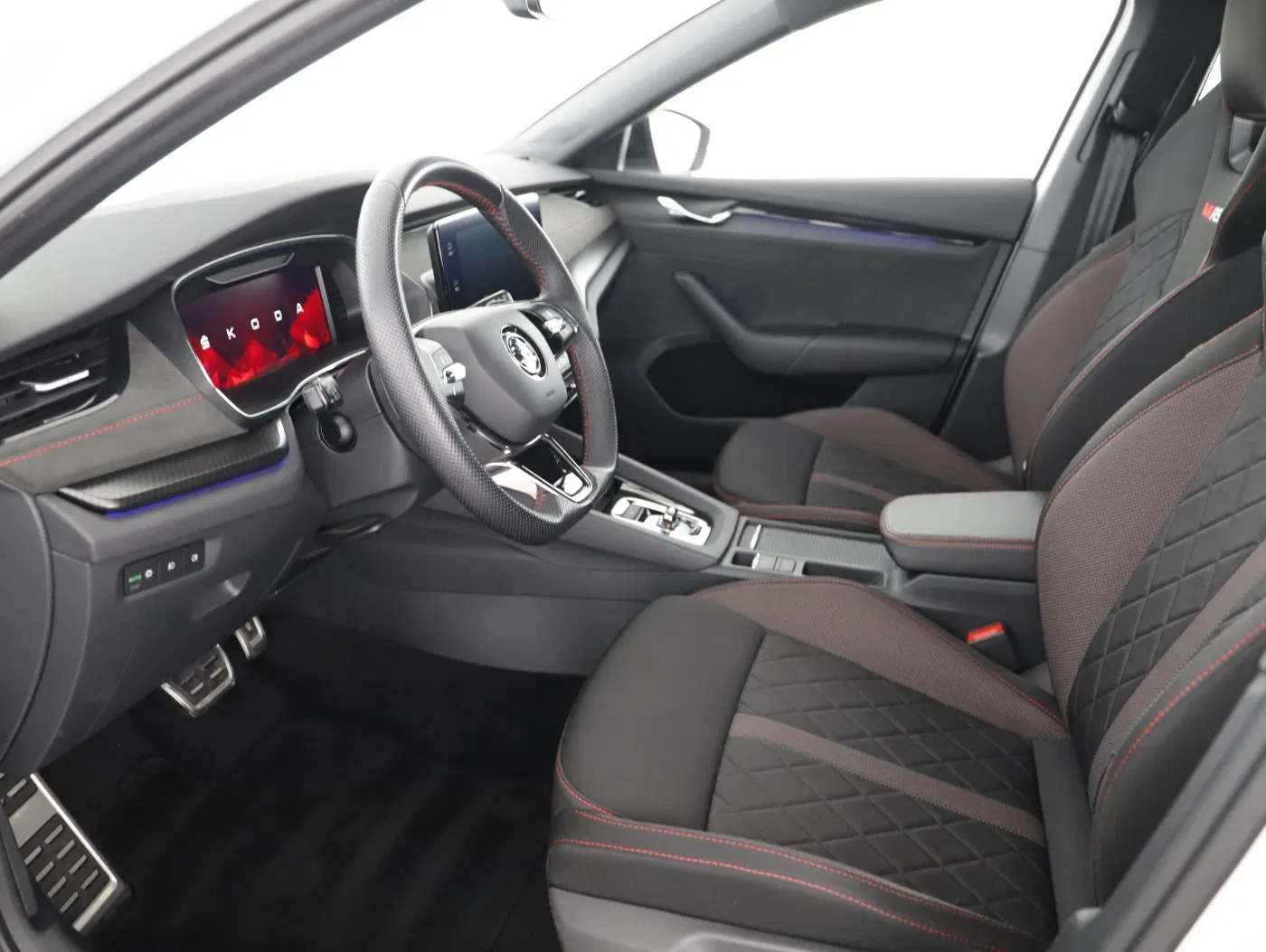 Skoda Octavia Combi 1.4 TSI RS iV | Bild 4 von 21