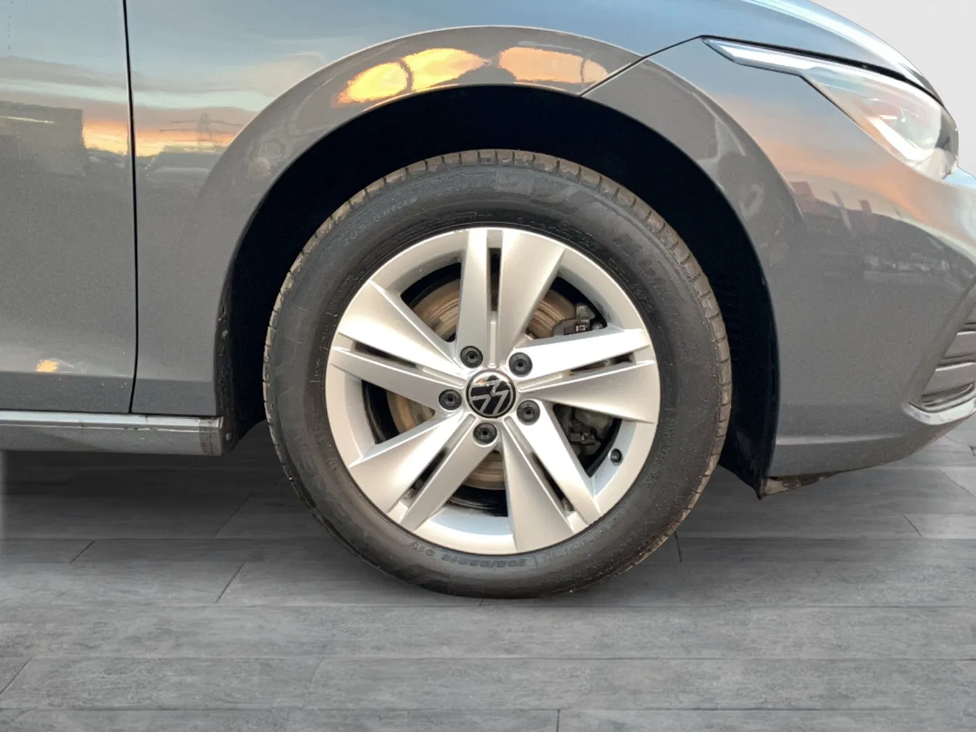 VW Golf VIII Variant 2.0 TDI Life | Bild 8 von 25