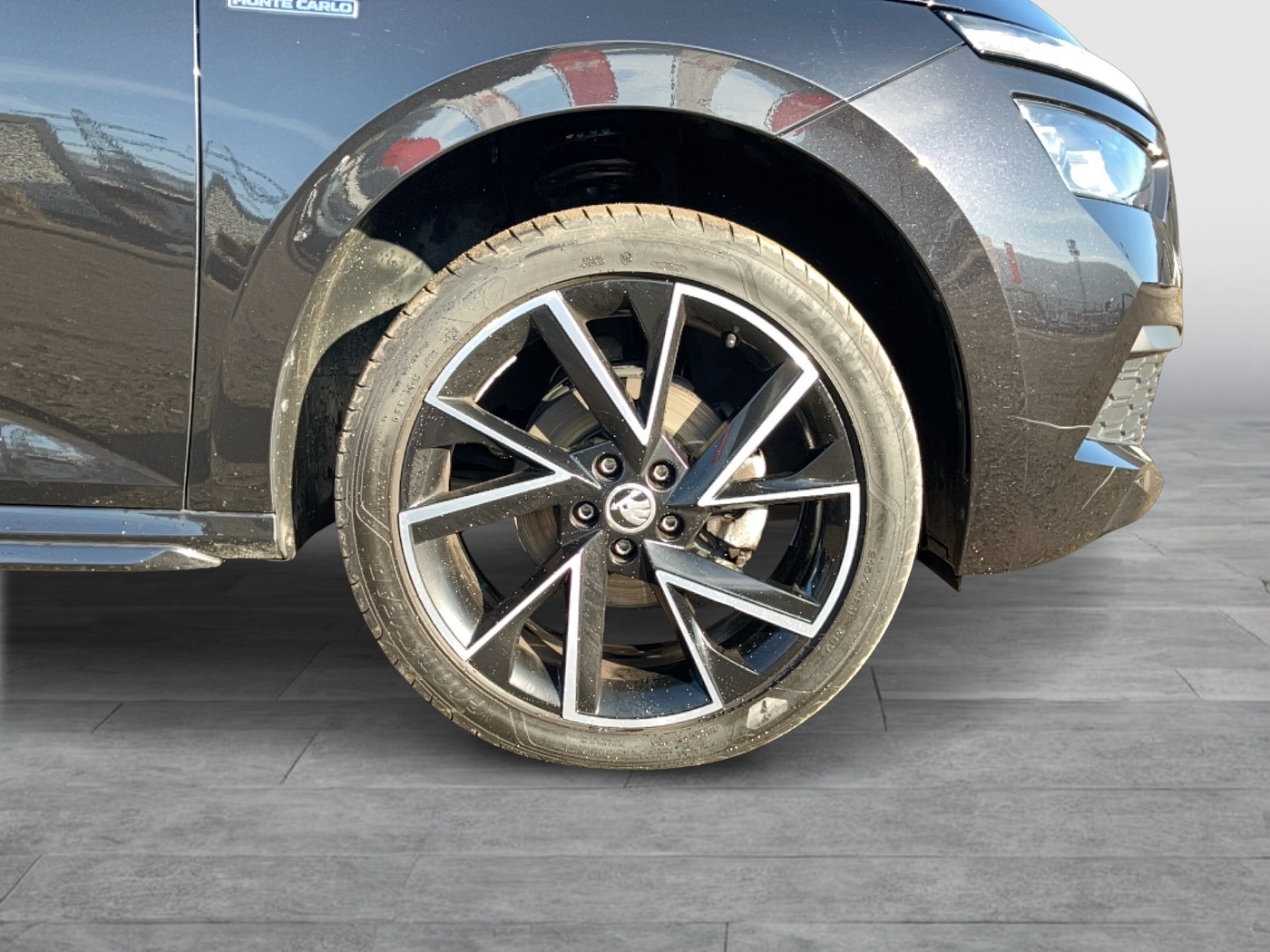 Skoda Kamiq 1.0 TSI Monte Carlo | Bild 8 von 27