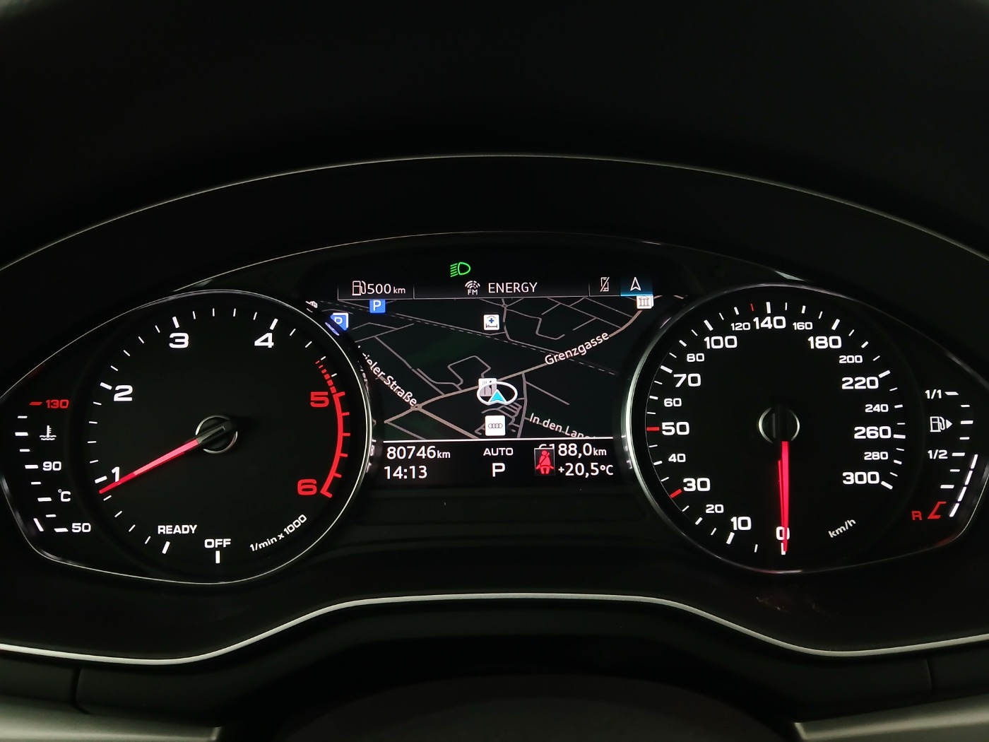 Audi A4 Avant 40 2.0 TDI quattro | Bild 17 von 27