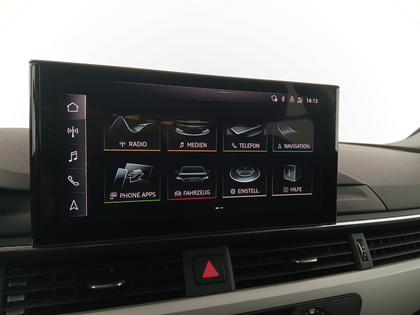 Audi A4 Avant 40 2.0 TDI quattro | Bild 18 von 27