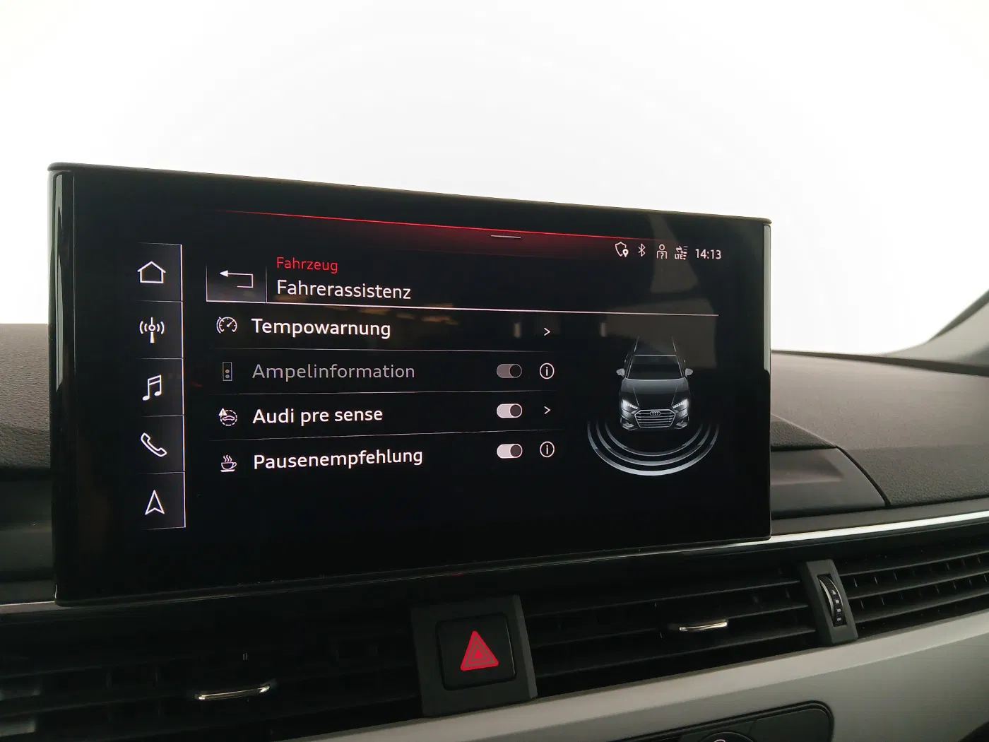 Audi A4 Avant 40 2.0 TDI quattro | Bild 20 von 27