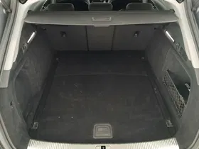 Audi A4 Avant 40 2.0 TDI quattro | Thumbnail 25 von 27