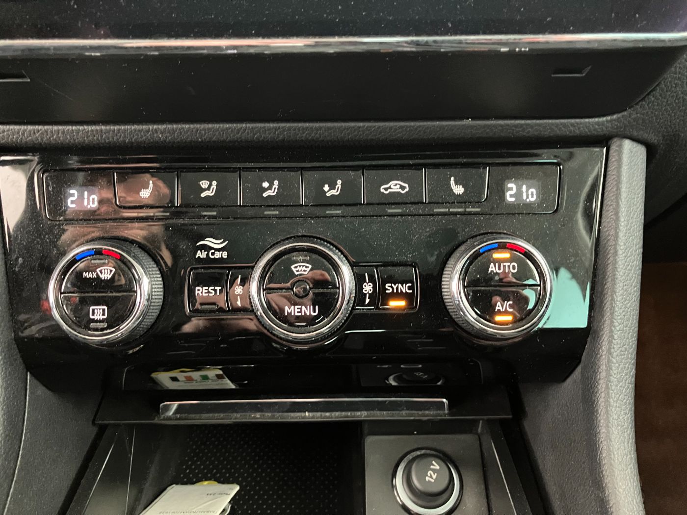 Skoda Superb 2.0 TDI Amb. DSG | Bild 13 von 26