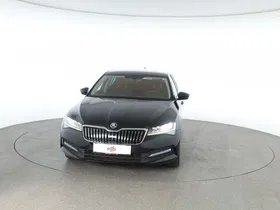 Skoda Superb 2.0 TDI Amb. DSG | Thumbnail 22 von 26