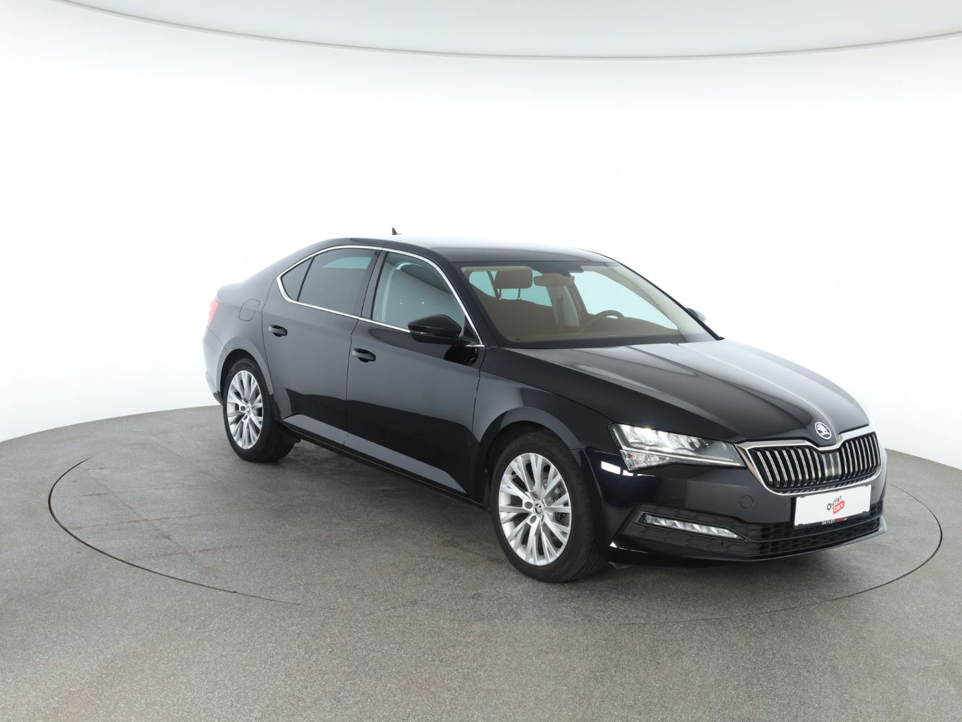 Skoda Superb 2.0 TDI Amb. DSG | Bild 23 von 26